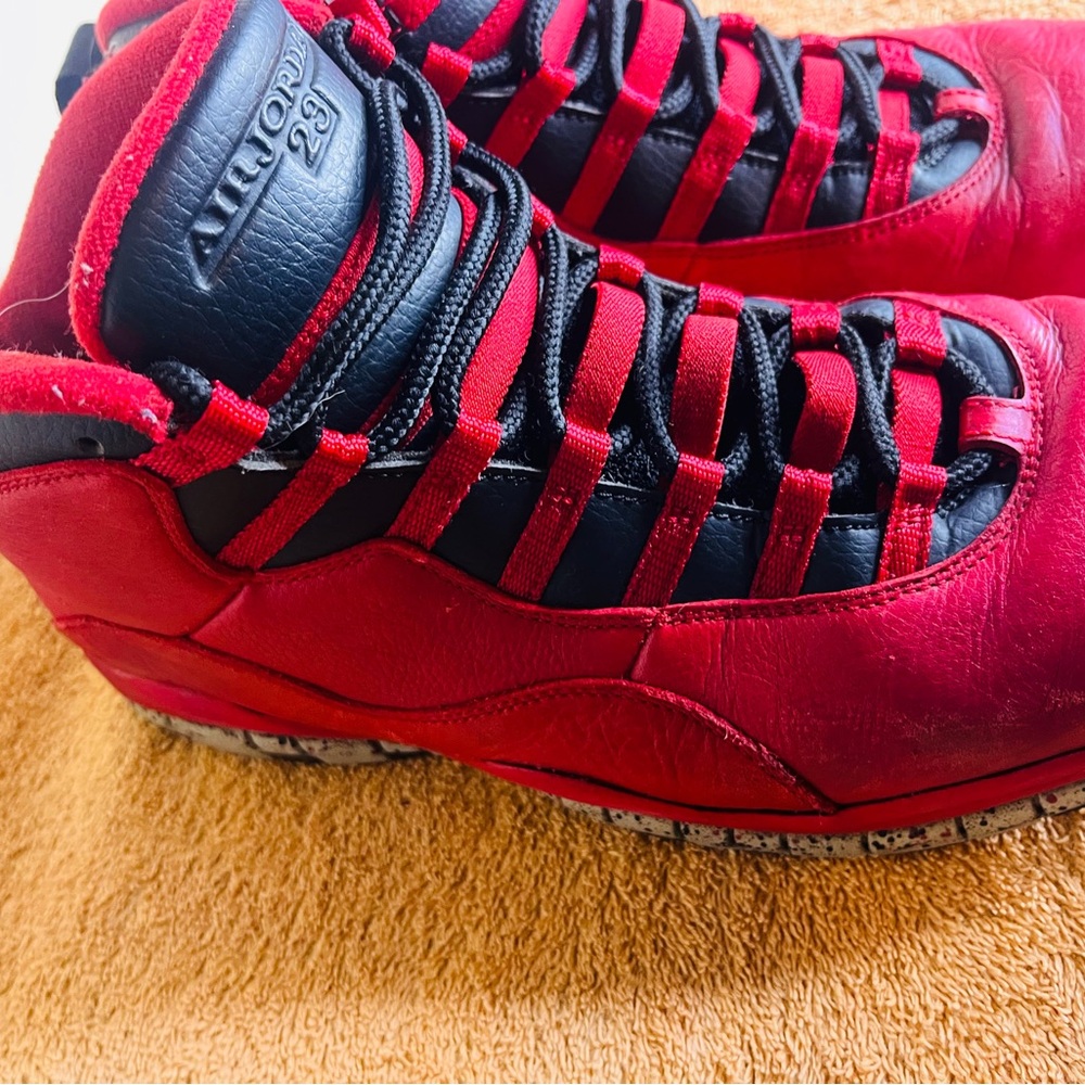 Air Jordan 10 Retro Bulls Over Broadway Men's Sneakers 705178-601 Size 10.5